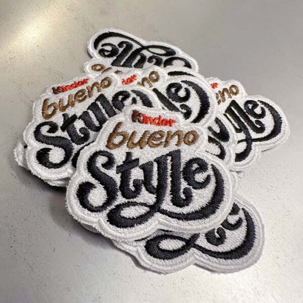 Étiquettes Personnalisées 27 Kinder Bueno